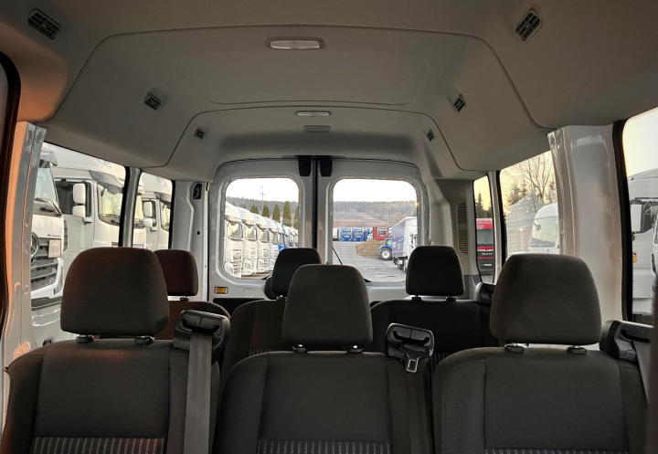 WypoLLyczenie busa Ford Transit - zdjęcie  4 z 5